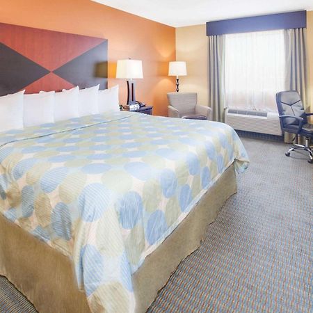 Days Inn & Suites By Wyndham Russellville Luaran gambar